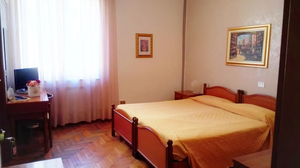 San Gabriele Hotel Loreto  Szoba fotó